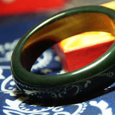 和田产 A级青玉手镯